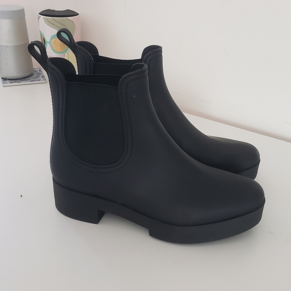 Jeffrey Campbell Cloudy Waterproof Chelsea Rain - Picture 2 of 7